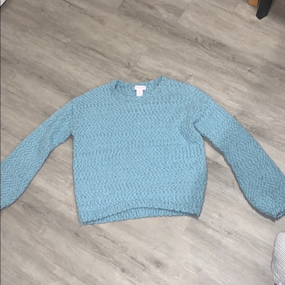 NWOT Blue Super Soft Knitted Sweater